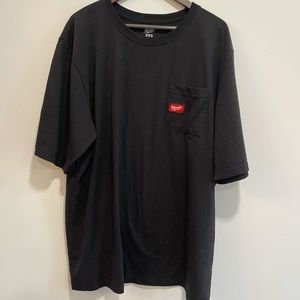 NWOT Milwaukee Black Pocket T-shit Size 2x